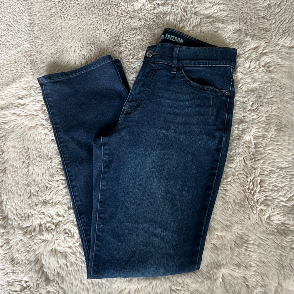Lee Modern Series Total Freedom Straight Leg Jeans - 10 Medium - Picture 7 of 13
